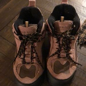 Red Head hiking boots women 7.5